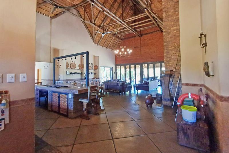 5 Bedroom Property for Sale in Vaalkop Dam North West